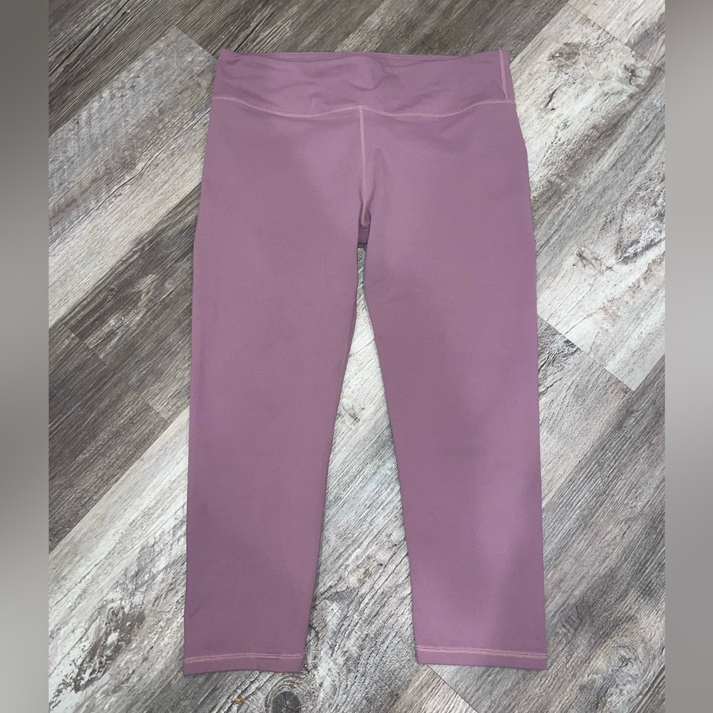 Fabletics Women's Dusty Pink Leggings